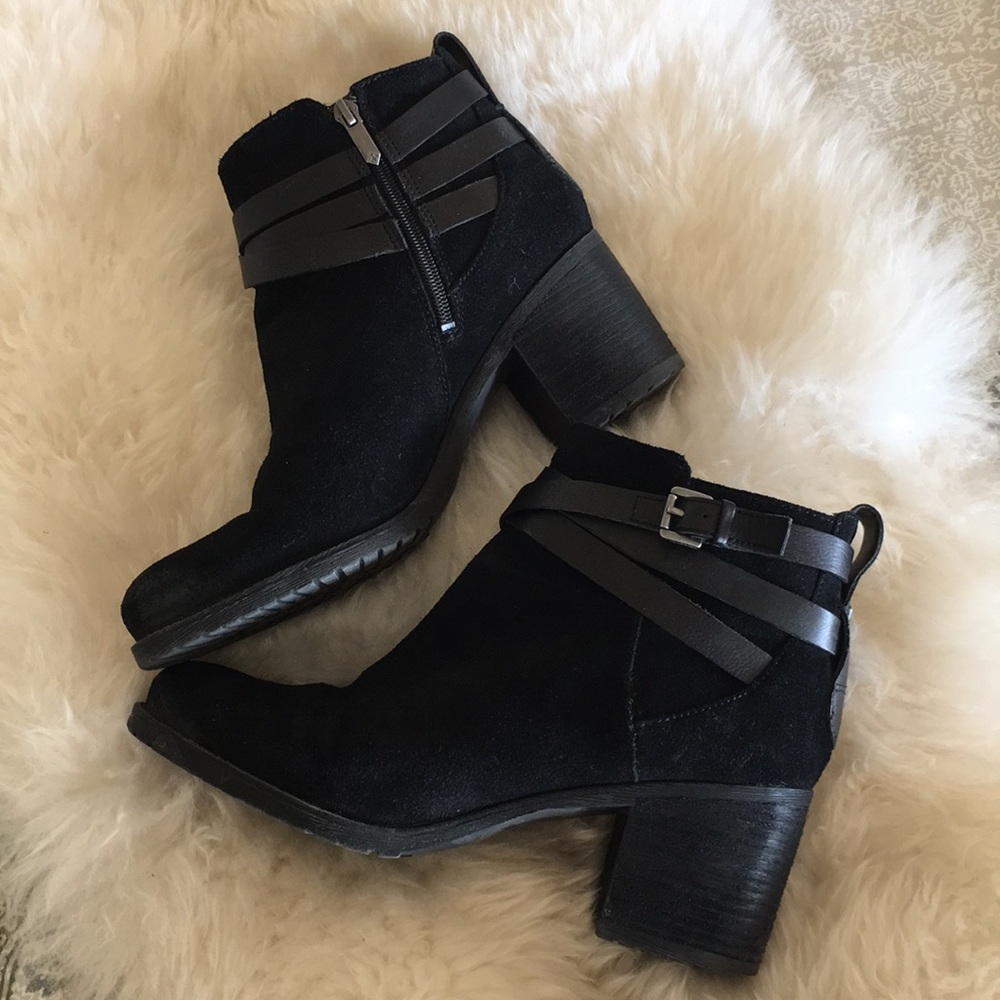 Black suede Sam Edelman ankle booties, size 10.5